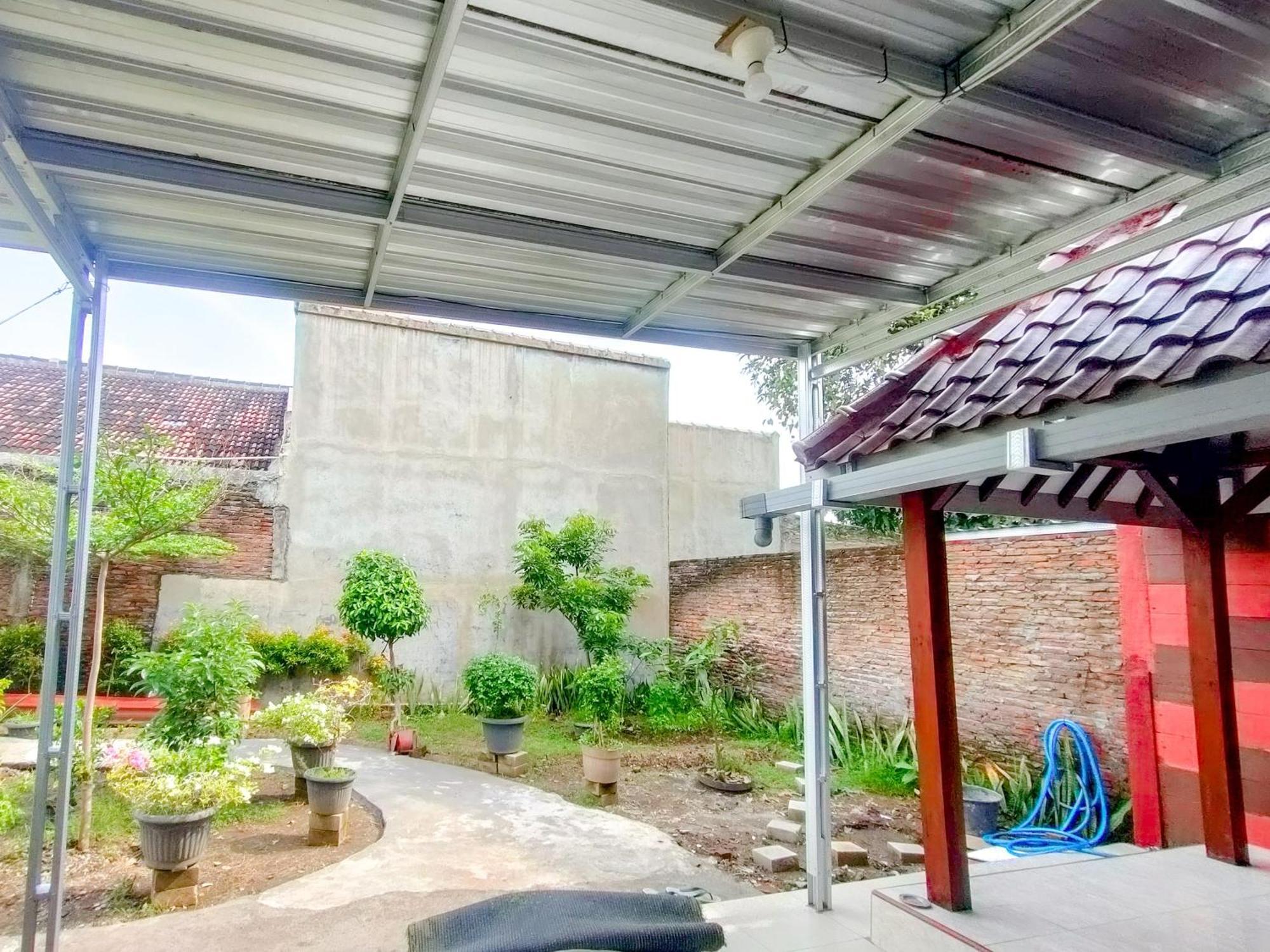 Reddoorz Syariah At Graha Adi Karya Kartasura Hotel Kartosuro Екстериор снимка